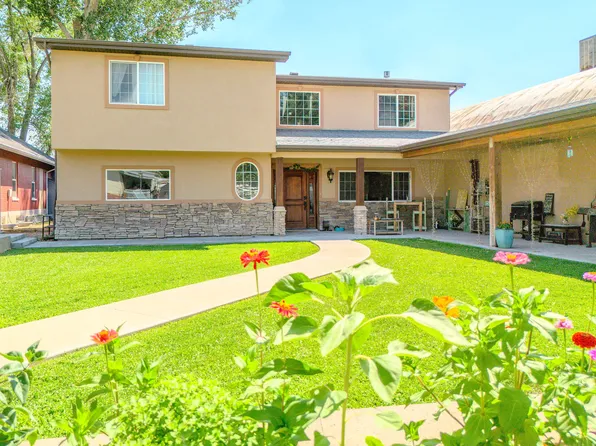 75 E Main St, Wellington, UT 84542