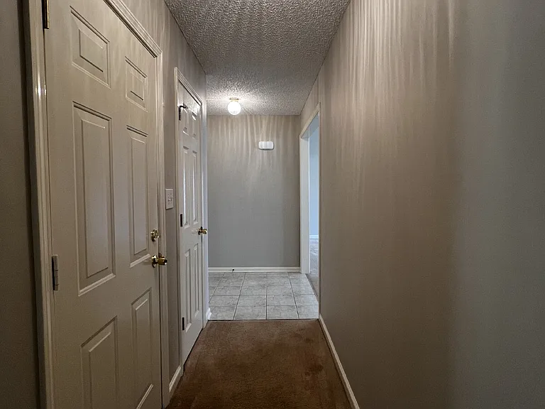 3427 Poplar Hl — Photo 58