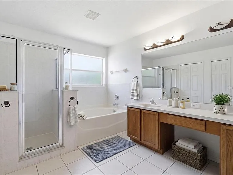 2631 Queen Alberta Dr — Photo 20