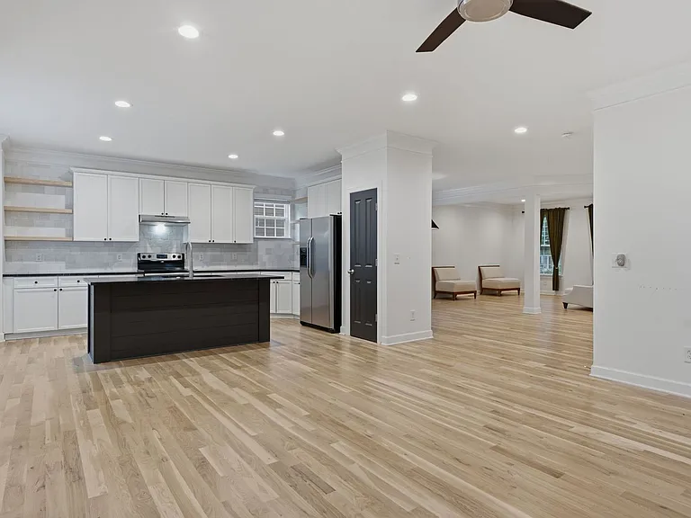 2661 Avery Park Dr — Photo 14