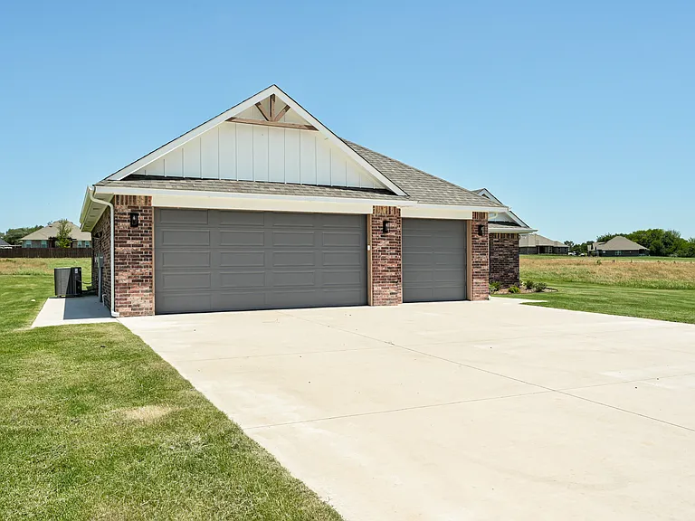 3365 Prairie View Trl — Photo 4