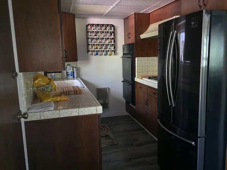 686 Virginia Dr — Photo 8