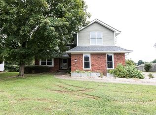 212 Crescent Loop, New Albany, IN 47150