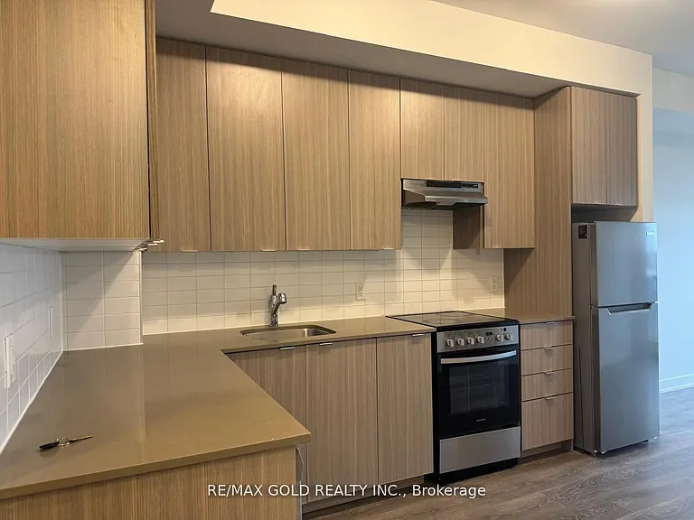 58 Sky Harbour Dr #206 — Photo 9