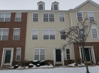 6 Marcinczyk Ave, Parlin, NJ 08859