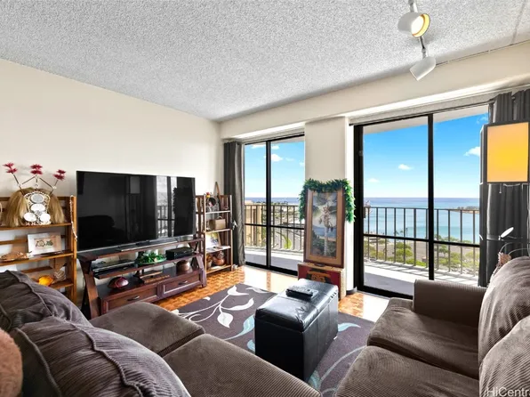 700 Richards St APT 1710, Honolulu, HI 96813