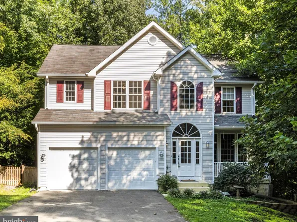 8477 Colfax Dr, King George, VA 22485