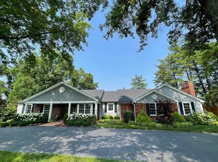 348 Babler Rd, Saint Louis, MO 63141