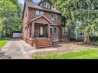3420 Euclid Heights Blvd, Cleveland Heights, OH 44118
