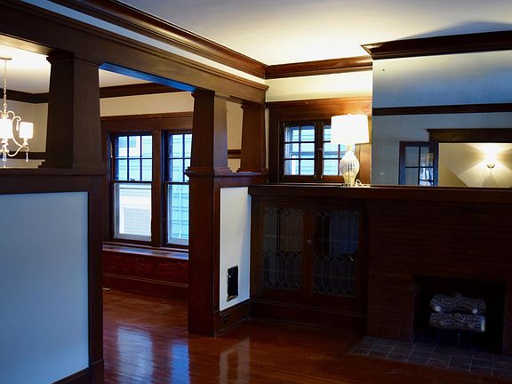 4th image of 253 Pennsylvania St #1