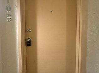 213 W Olive St APT 105, Springfield, MO 65806