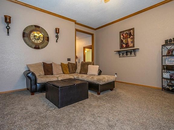 5th image of 1156 McConnell Dr