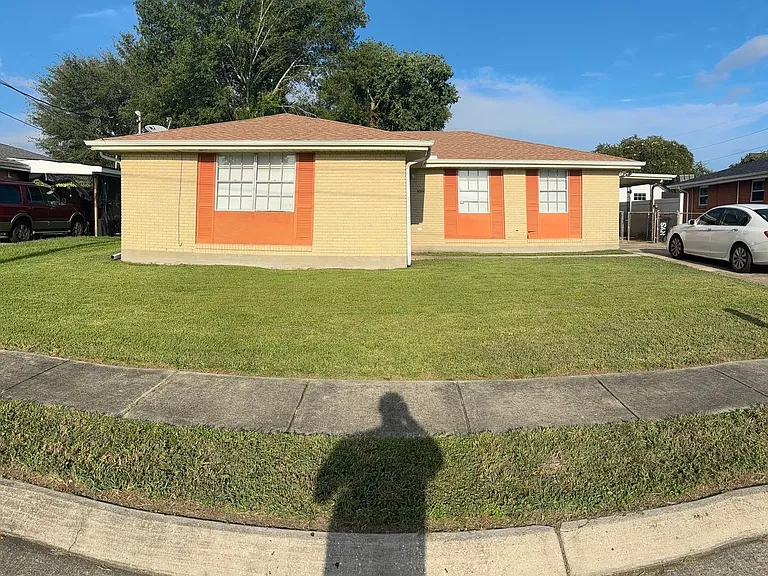5000 Cardenas Dr #5000 — Photo 8