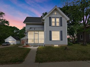 209 Conkey St, Burlington, WI 53105