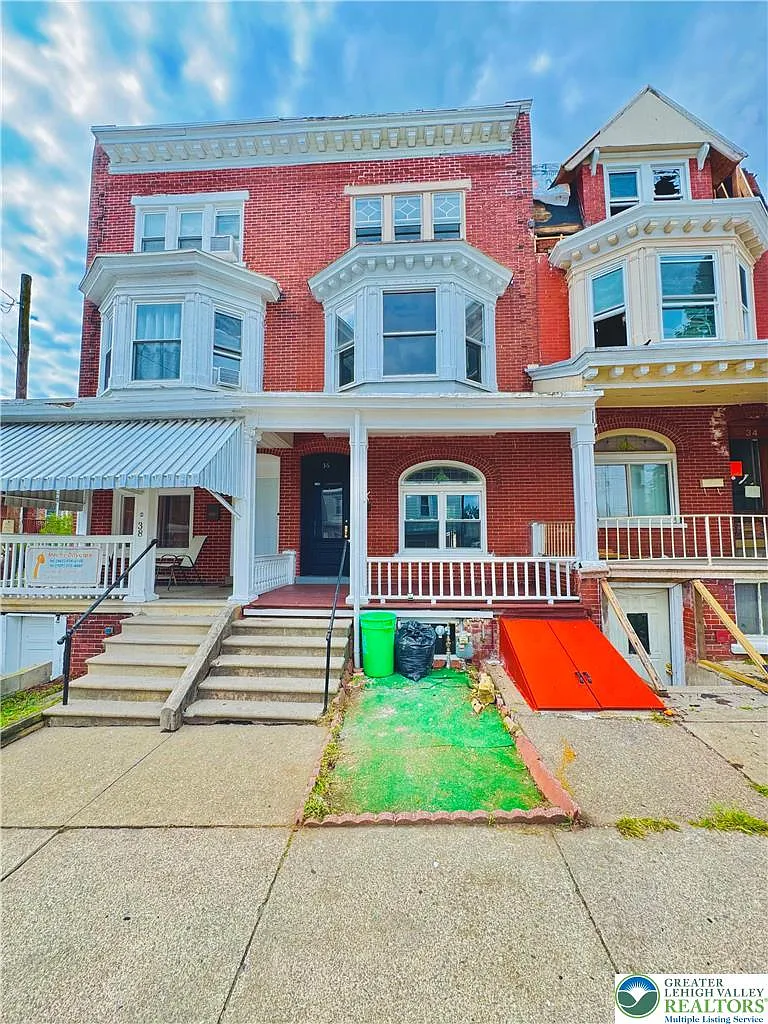 Building Photo - 36 S Jefferson St