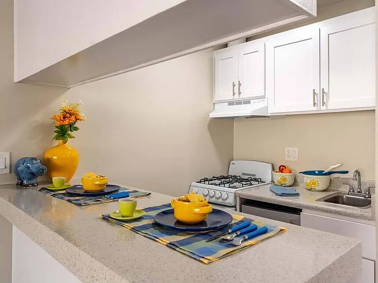 1409 W San Bernardino Rd #166 — Photo 2