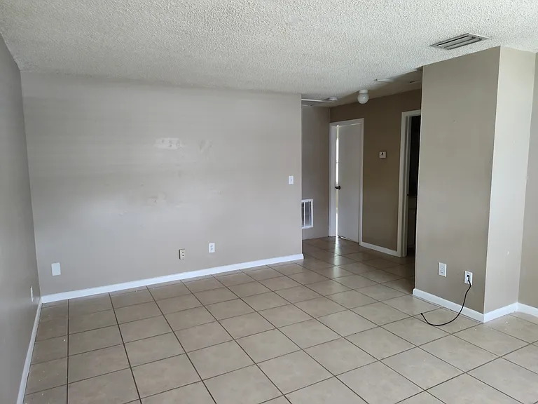 4435 Ruthann Ct #4435 — Photo 12