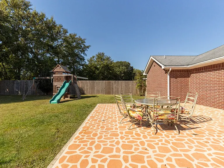15231 Shadow Creek Dr — Photo 17