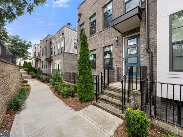 1012 Burnside Dr NW, Atlanta, GA 30318