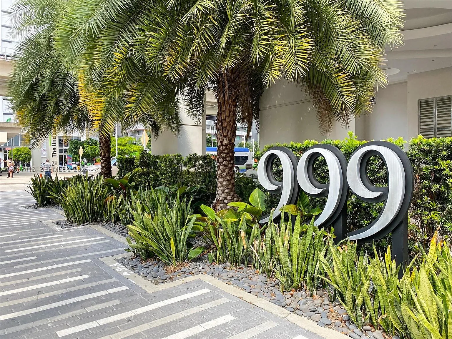 Nine At Mary Brickell — Photo 2