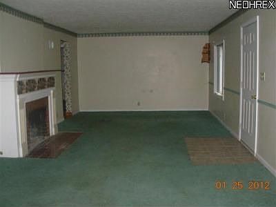 3rd image of 348 Owosso Ave