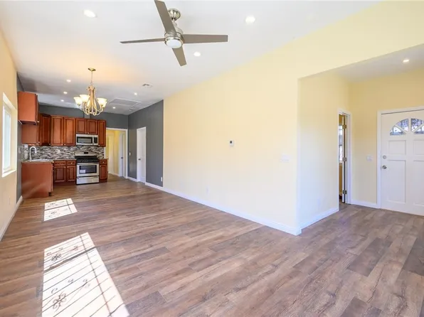 1345 W 89th St, Los Angeles, CA 90044
