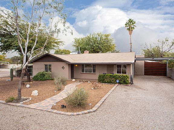 2nd image of 2726 E Blacklidge Dr