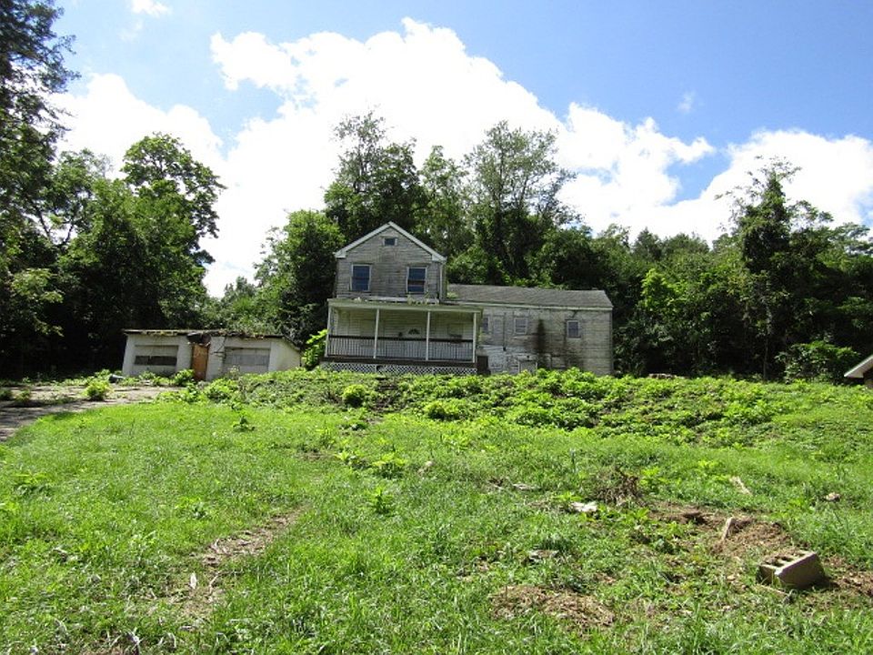 1st image of 63 Petunia St