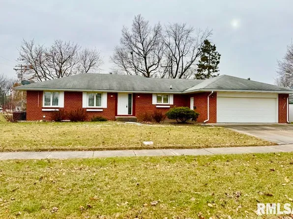 208 SE 4th St, Aledo, IL 61231
