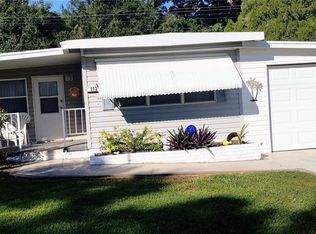 6113 Ridgewood Dr, Zephyrhills, FL 33542