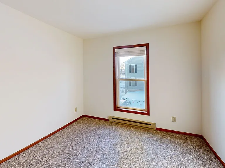 High Point Commons Apartments — Photo 128