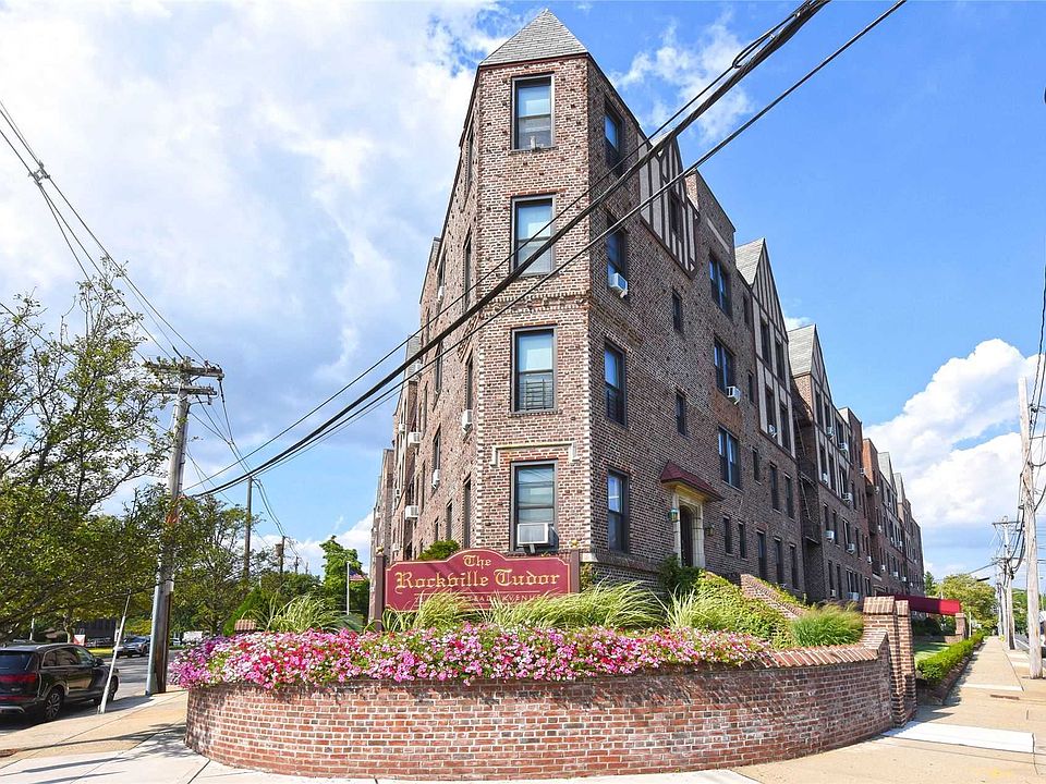 1st image of 12 Hempstead Ave APT 1D