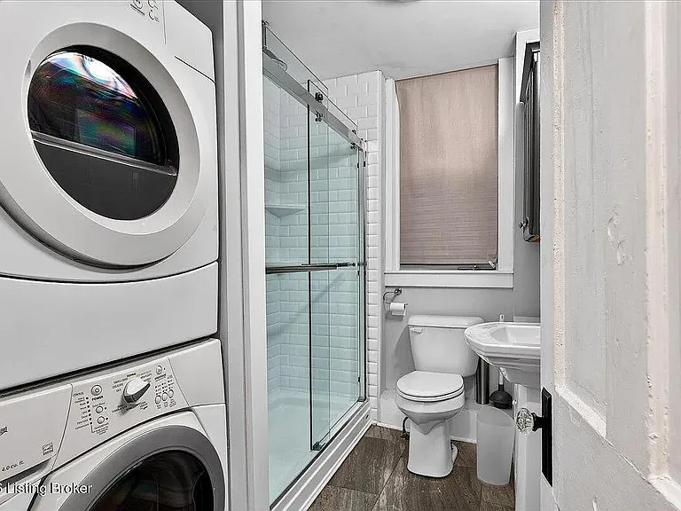 1328 Morton Ave #1 — Photo 15