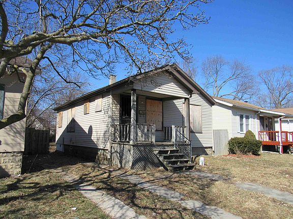 6025 Plainview