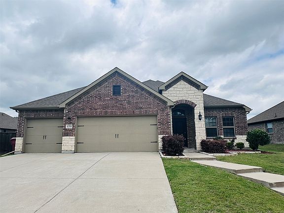 2nd image of 430 Jasmine Dr