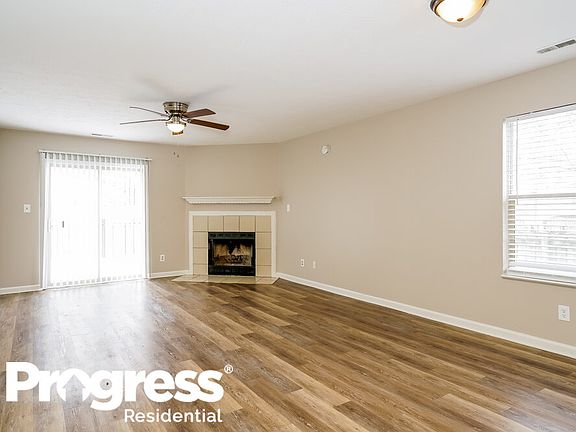 4th image of 761 Kingston Cir