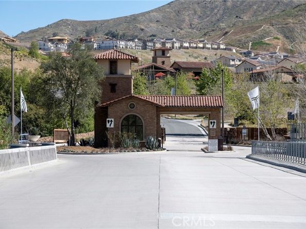 11976 Discovery Ct, Corona, CA 92883