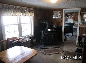 5th image of 1209 Lakeview Dr