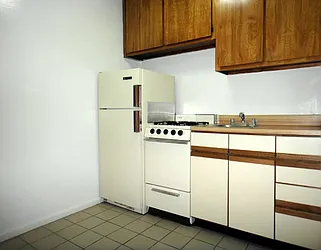 Rented by Balass Ralph, LREB