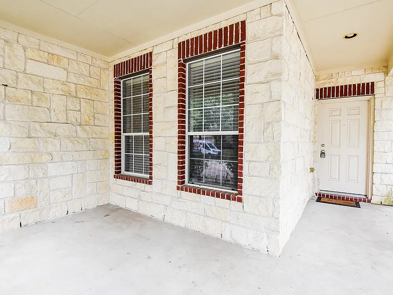 6014 Starbrook Creek Dr — Photo 5