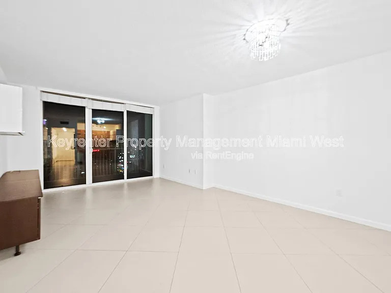 1750 N Bayshore Dr #3312 — Photo 11