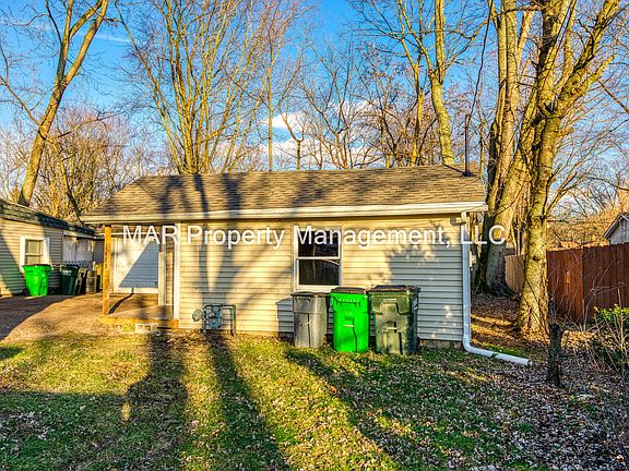3rd image of 1483 2nd St