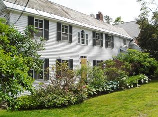 41 Dover Rd, Newfane, VT 05345