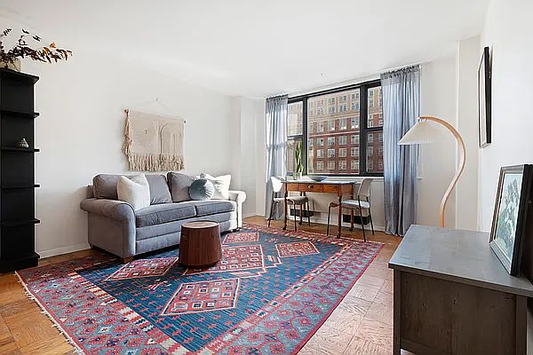 1st image of 130 E 18th St APT 12J