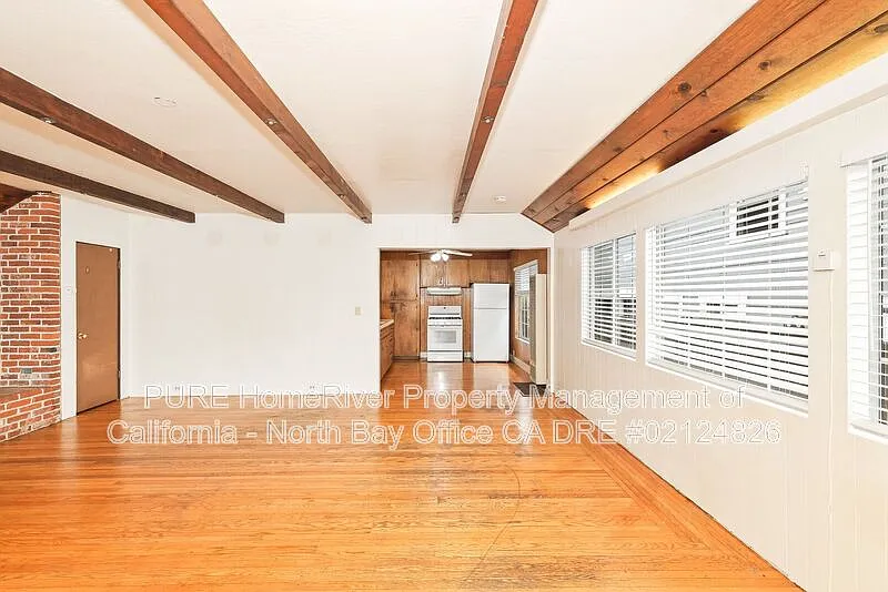 1 bed, 1.0 bath, $2,100 — Photo 4