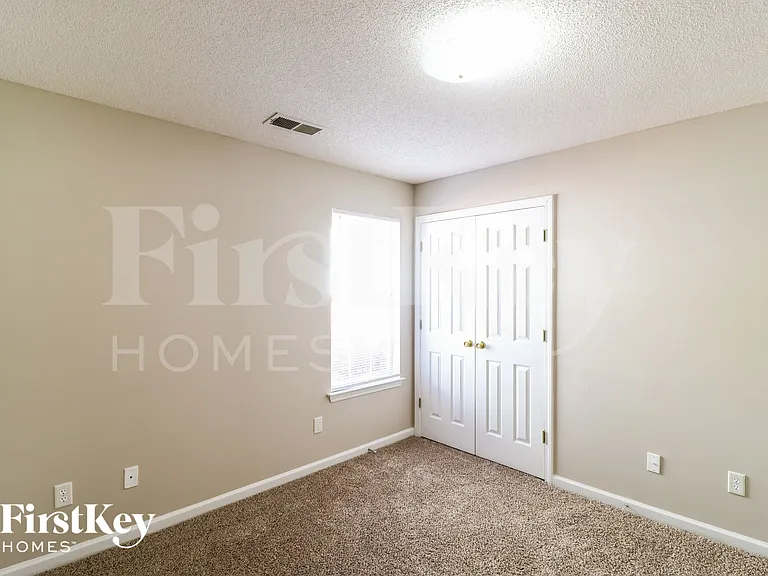 1523 Beringer Dr — Photo 13