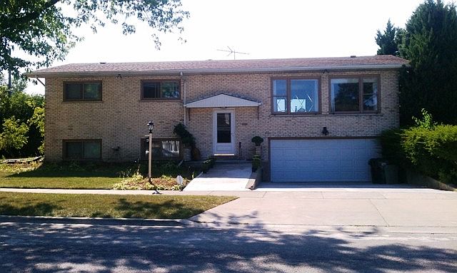 2nd image of 7729 Davis St