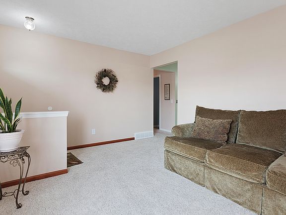 4th image of 5763 Promise Dr SE