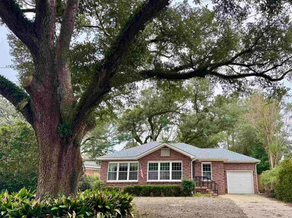 1305 E Bobe St, Pensacola, FL 32503