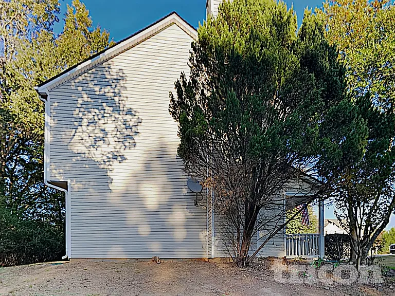 3940 Michaels Creek Way — Photo 16
